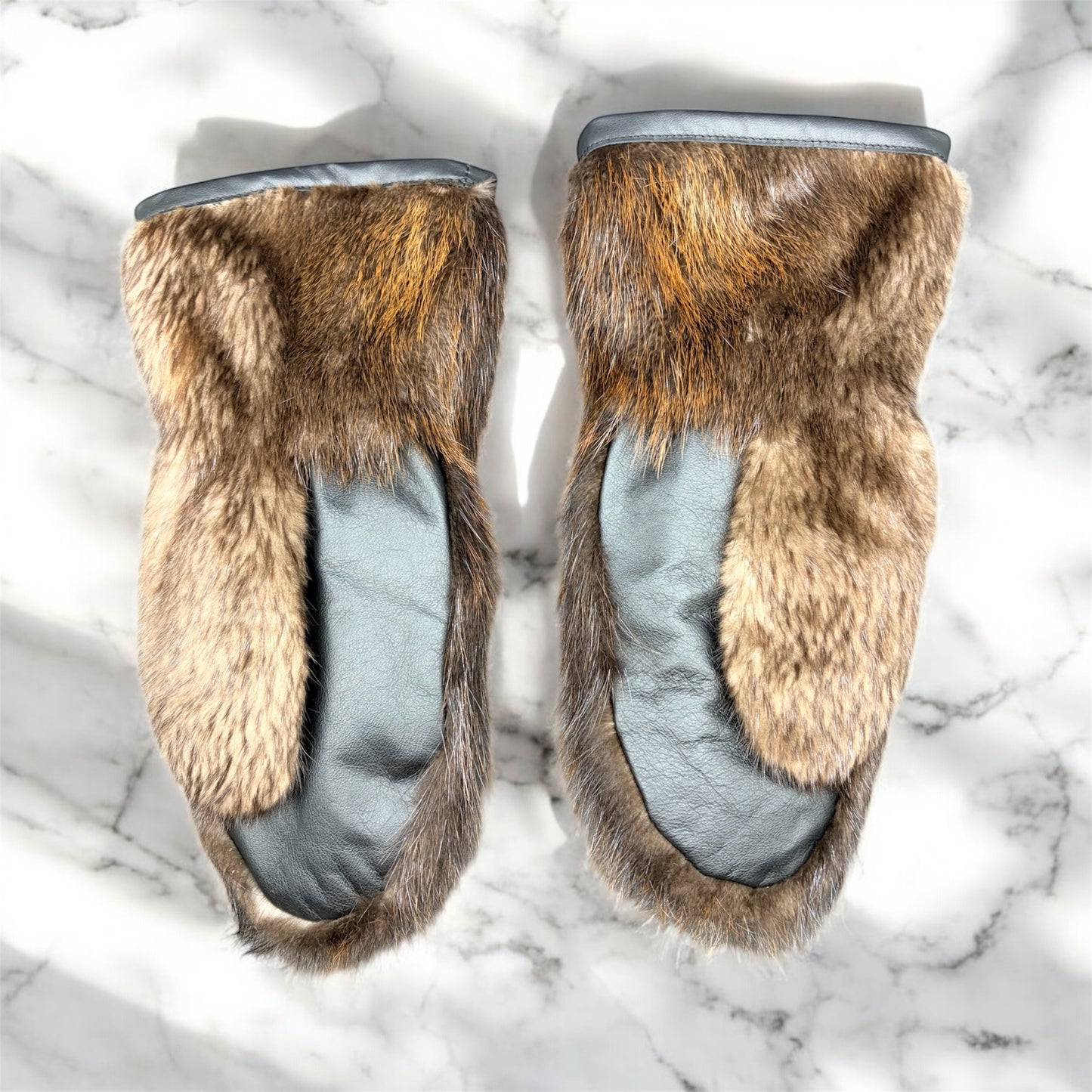 Beaver Long Gauntlet Mitts