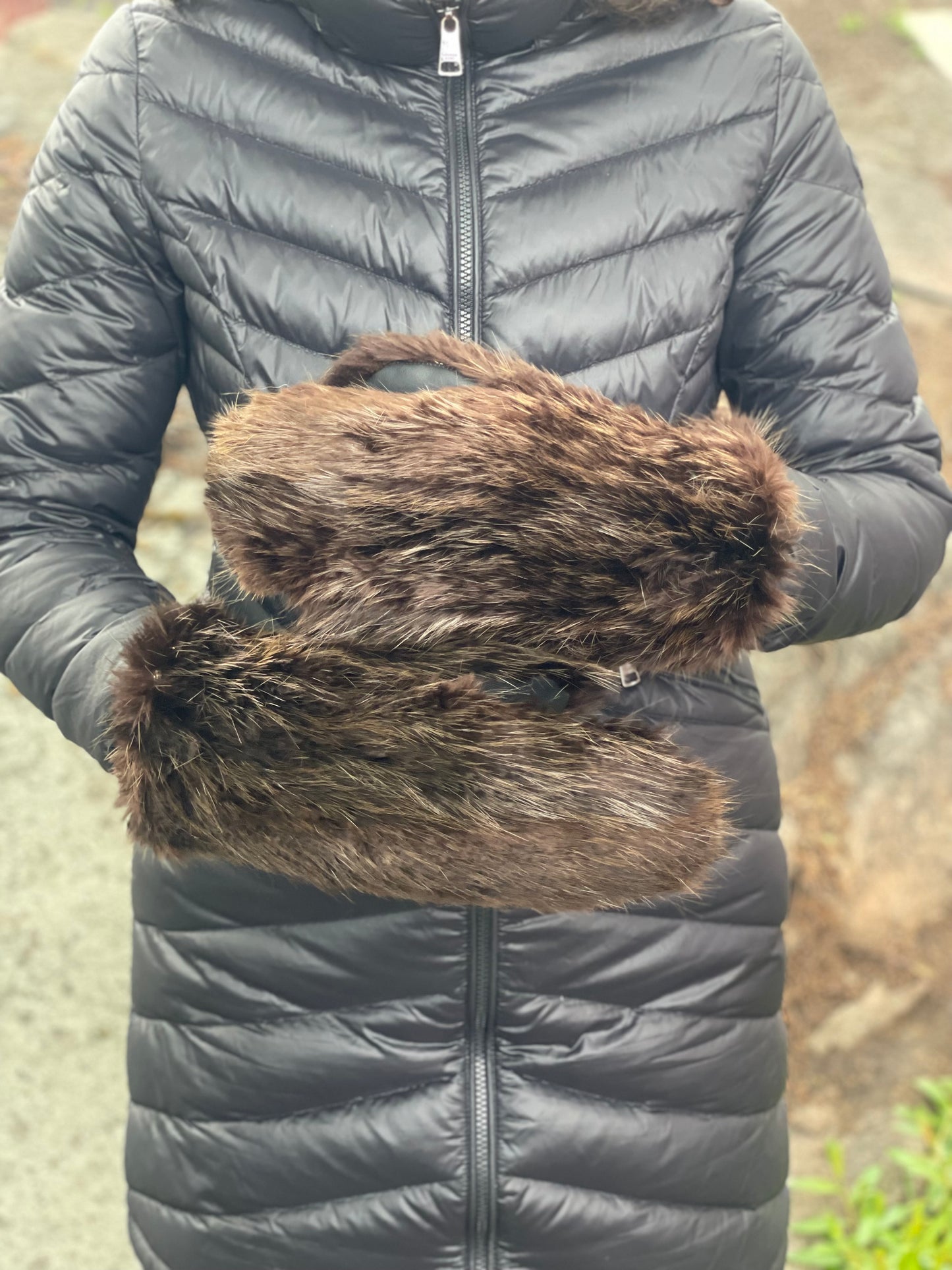 Ladies Beaver Mitts