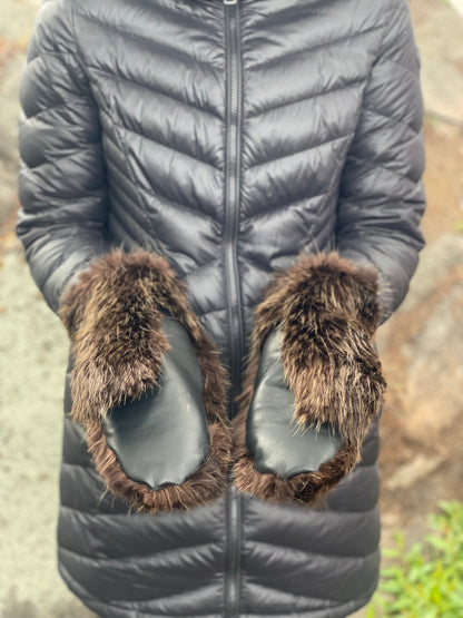 Ladies Beaver Mitts