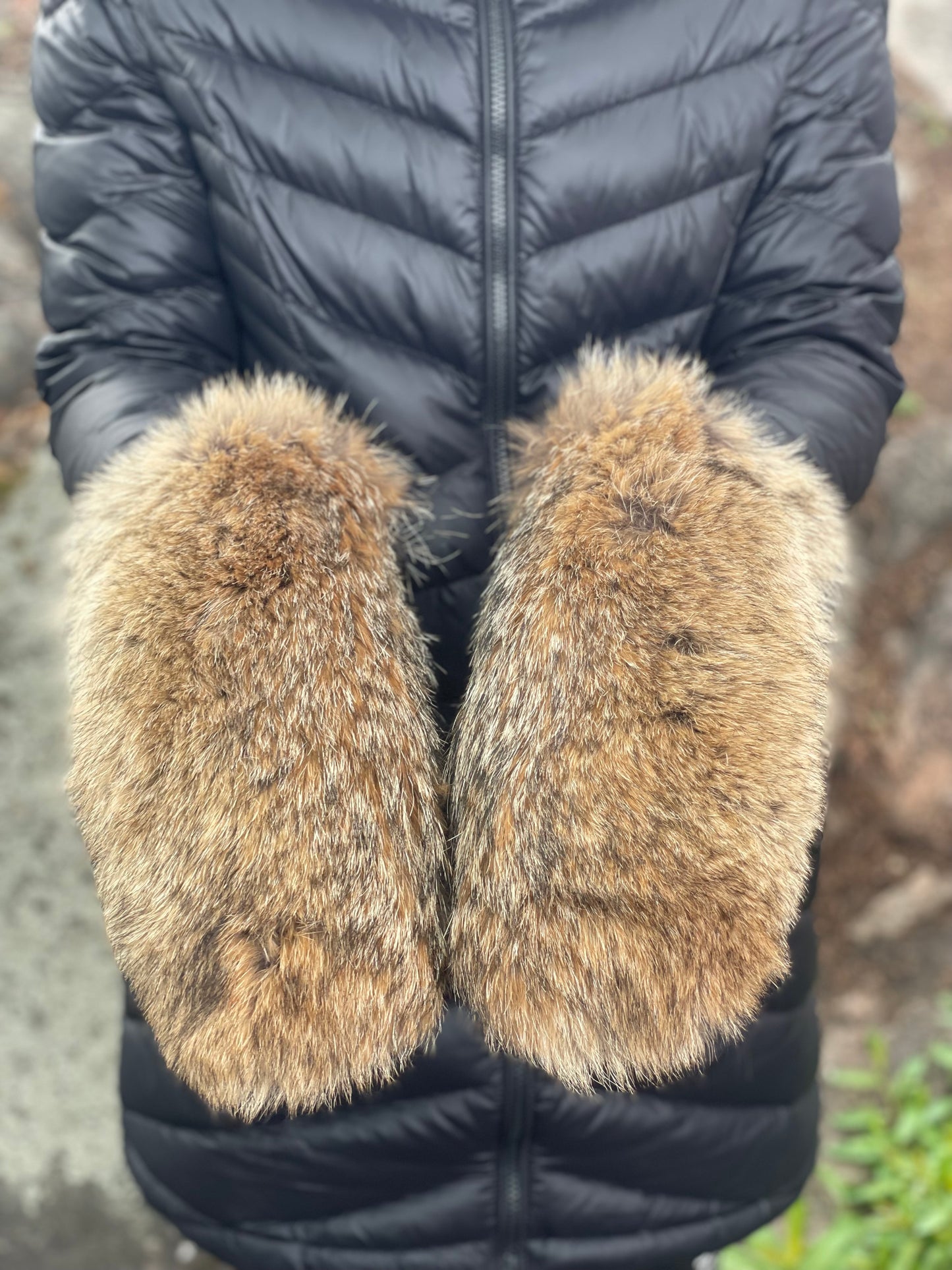 Ladies Coyote Mitts
