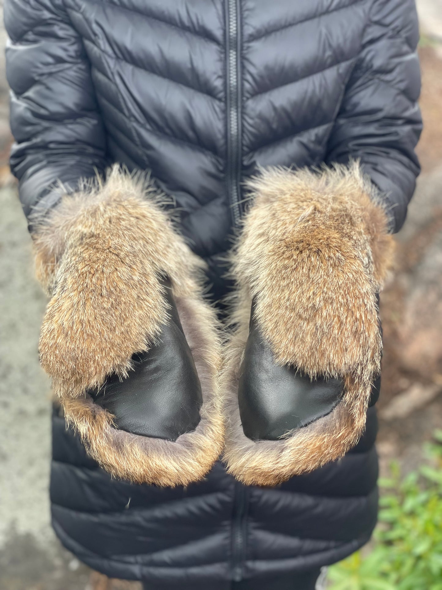 Ladies Coyote Mitts